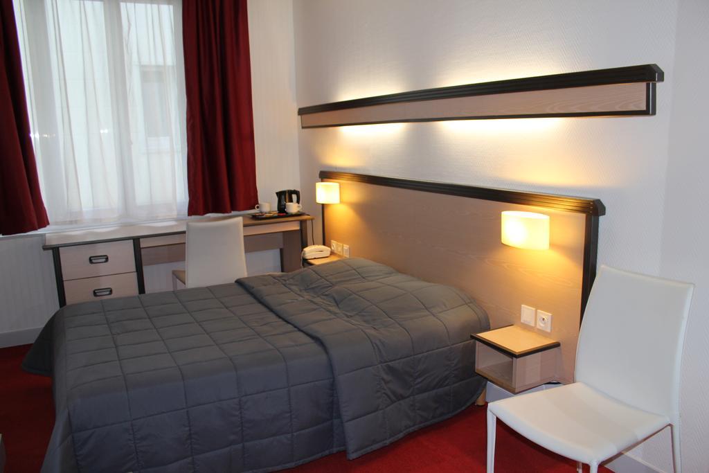 Hotel De La Meuse Charleville-Mézières Εξωτερικό φωτογραφία