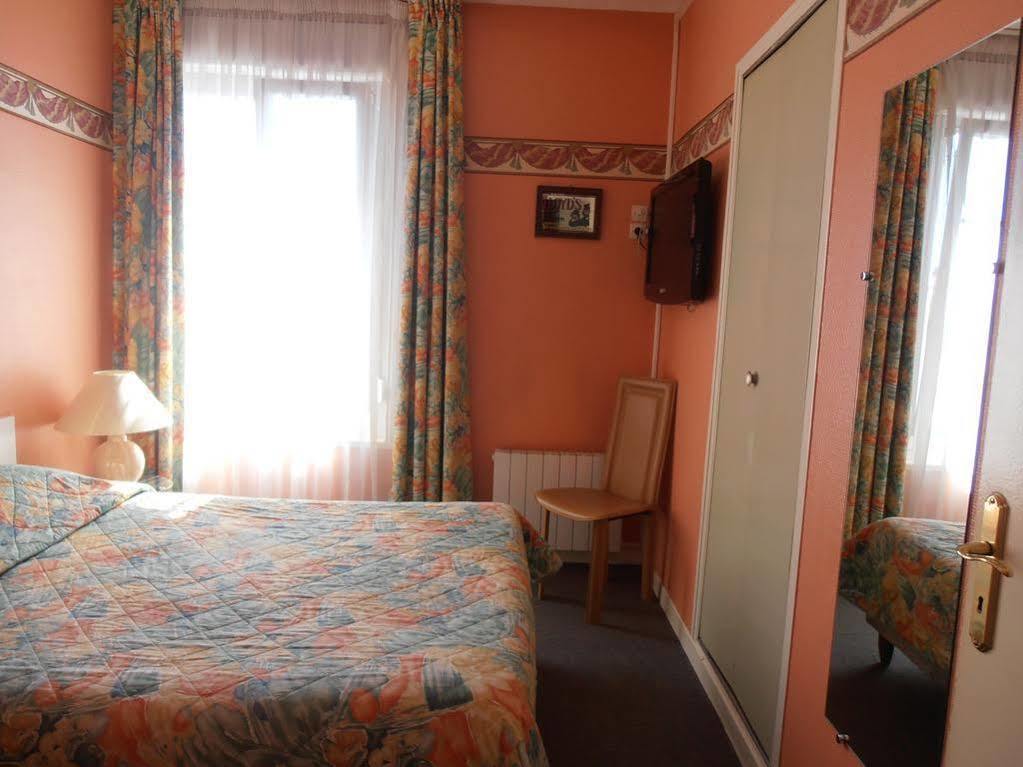 Hotel De La Meuse Charleville-Mézières Εξωτερικό φωτογραφία