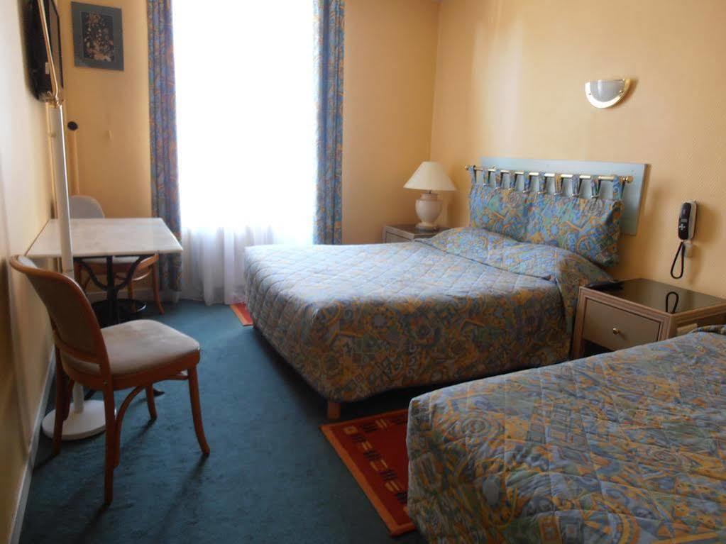 Hotel De La Meuse Charleville-Mézières Εξωτερικό φωτογραφία