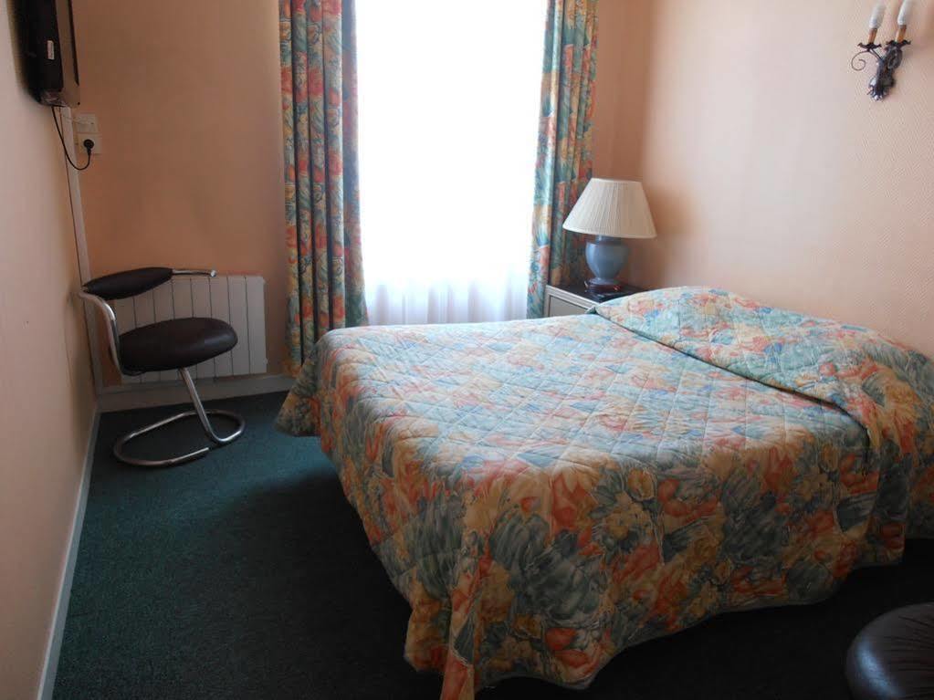 Hotel De La Meuse Charleville-Mézières Εξωτερικό φωτογραφία